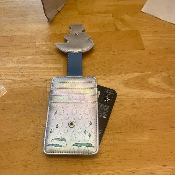 Loungefly Peanuts Snoopy Rainy Day Cardholder ID holder w folder over strap NWT - Picture 5 of 6